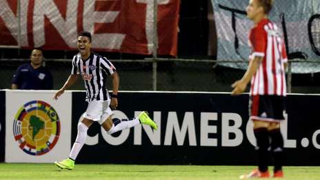 Derrota de Estudiantes en Paraguay