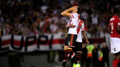 River desperdició varias chances y le empataron en el final