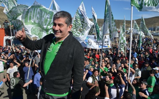 Arde la interna sindical en Camioneros