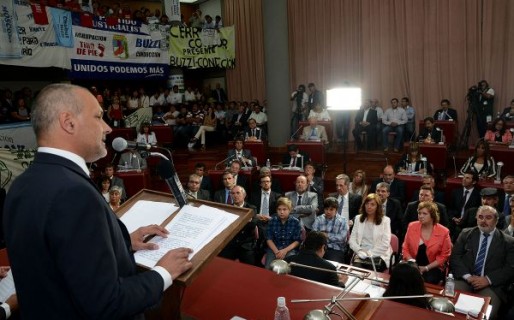 Buzzi abre el 43º período de sesiones de la Legislatura