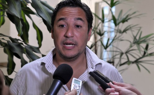 Educación: “Seguimos con la recomposición salarial de los auxiliares”