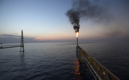 El barril de crudo cayó a su valor mínimo desde 2009