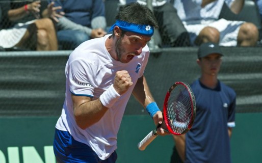 Tras más de seis horas, Mayer venció a Souza