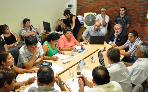 Avanza la paritaria con los auxiliares docentes