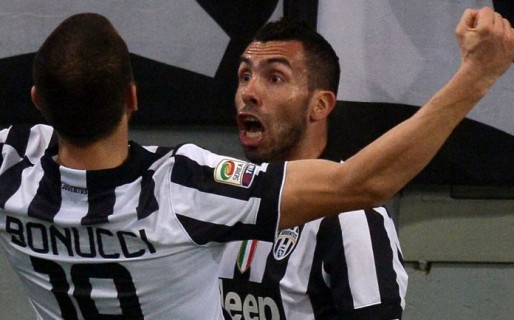 Tevez marcó un golazo y Juventus acaricia el scudetto