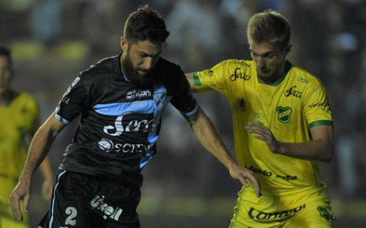 Temperley sumó su segundo triunfo al hilo