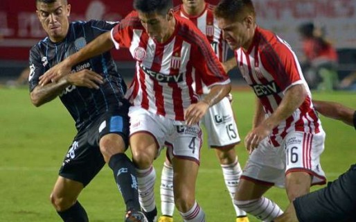 Racing rescató un empate en La Plata ante Estudiantes