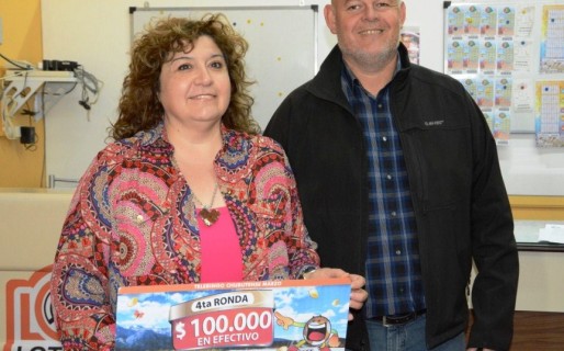 Entregan premio de 100 mil pesos a una vecina de la ciudad