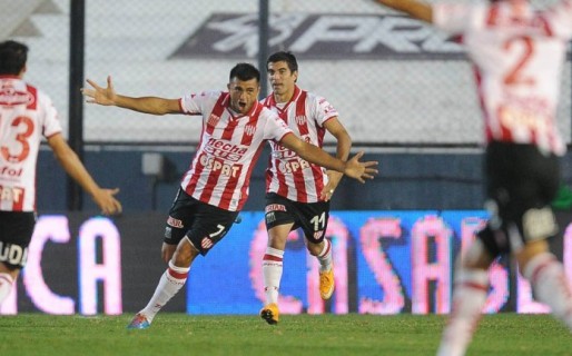 Con tres de Triverio, Unión dio vuelta a Quilmes