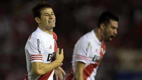 River recibió la mano que necesitaba y pasó a Octavos