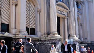 Gracias a YPF, el Central hizo una compra récord