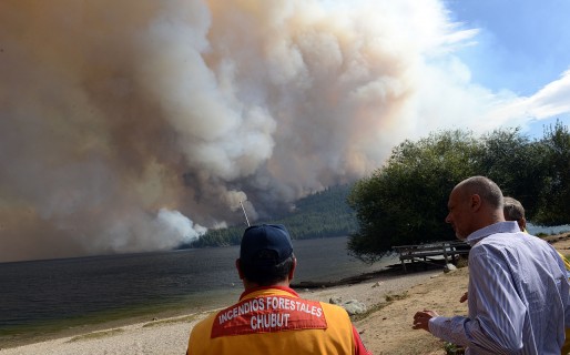 Buzzi no descarta que los incendios en Chubut fueran por el «curro verde»