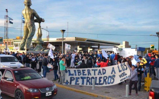 Petroleros santacruceños se vuelven a movilizar por la liberación de Vidal