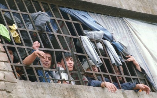 Presos inician huelga de hambre reclamando una PlayStation