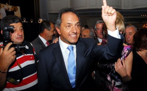 Scioli lidera la intención de voto para presidente