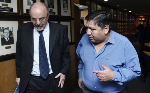 Fuertes gestiones de los Petroleros por la Paz Social