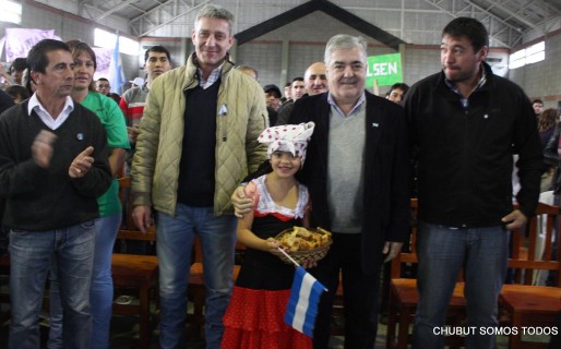Das Neves presentó a sus candidatos en las comunas rurales