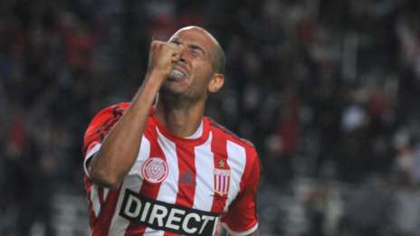 Estudiantes le dio vuelta un partido chivo a Temperley