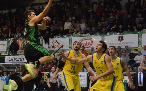 Gimnasia cedió la localía en el segundo juego