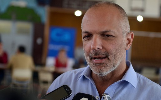 Buzzi respalda fortalecimiento de la ley de violencia de género