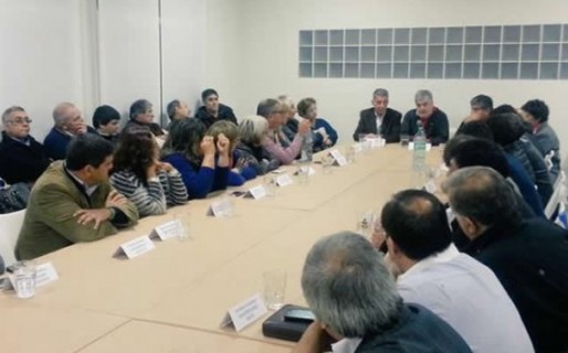 Das Neves insiste en querer ‘colgarse’ de Scioli