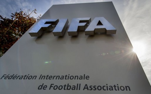 En pleno escándalo, la FIFA elige presidente