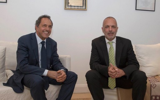 Buzzi calificó de «oportunista» a Das Neves