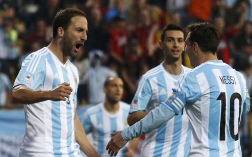 Con un gol de Higuaín, Argentina derrotó a Jamaica