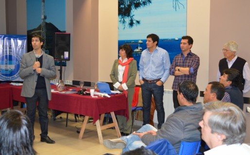 Presentaron el Manual de Prácticas petrolero