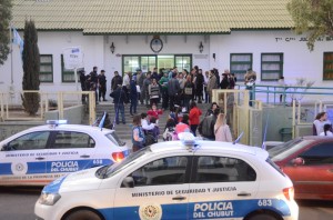 Padres Escuela 83 Toman (2)