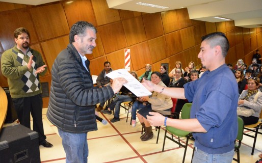 El IPV entregó 60 títulos de propiedad y 20 créditos de honor