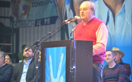 Di Pierro puso en valor el acompañamiento popular