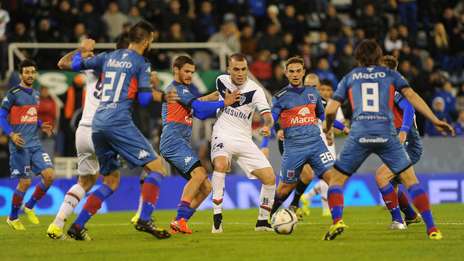 Vélez le empató a Tigre un partido increíble