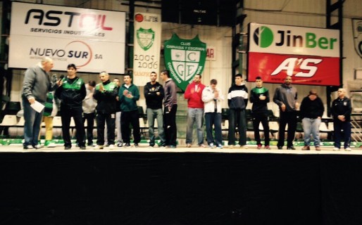 La gente de Gimnasia le dio las gracias a su plantel