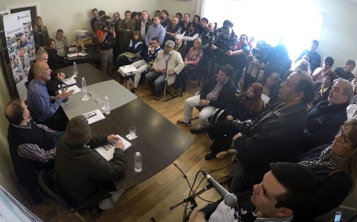 Buzzi le da a Comodoro el Hospital que Das Neves le negó