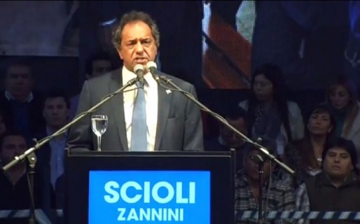 Scioli, en la Rioja: «Jamás dejé de tener cariño por Menem»