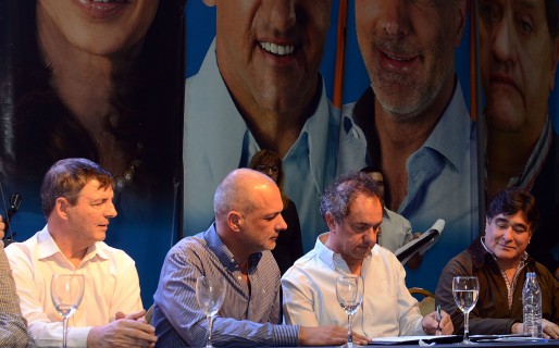 Buzzi: “El acuerdo firmado con Scioli incluye un centenar de obras en Chubut”