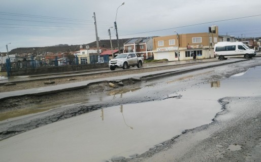 La lluvia complica el estado de las calles
