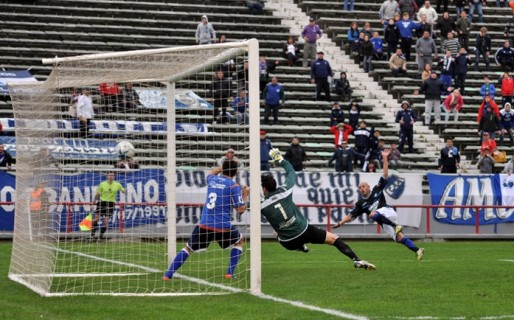 La CAI no pudo con Alvarado: 2 a 0