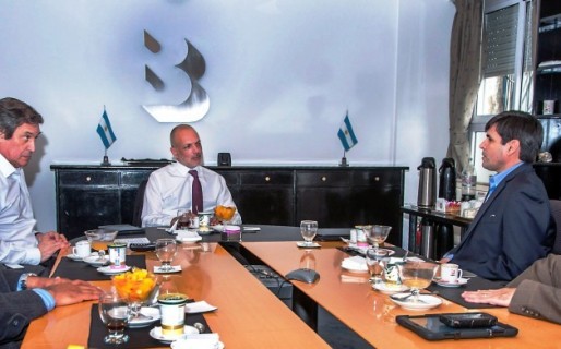 Buzzi se reunió con la CEOPE