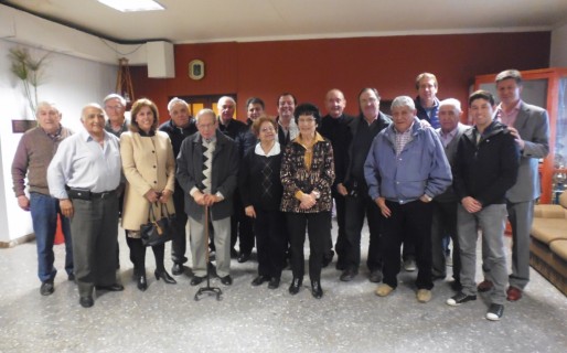 Jubilados de YPF recibieron a precandidatos de Cambiemos