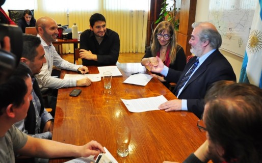 Provincia acordó con docentes la Zona Patagónica al 80%