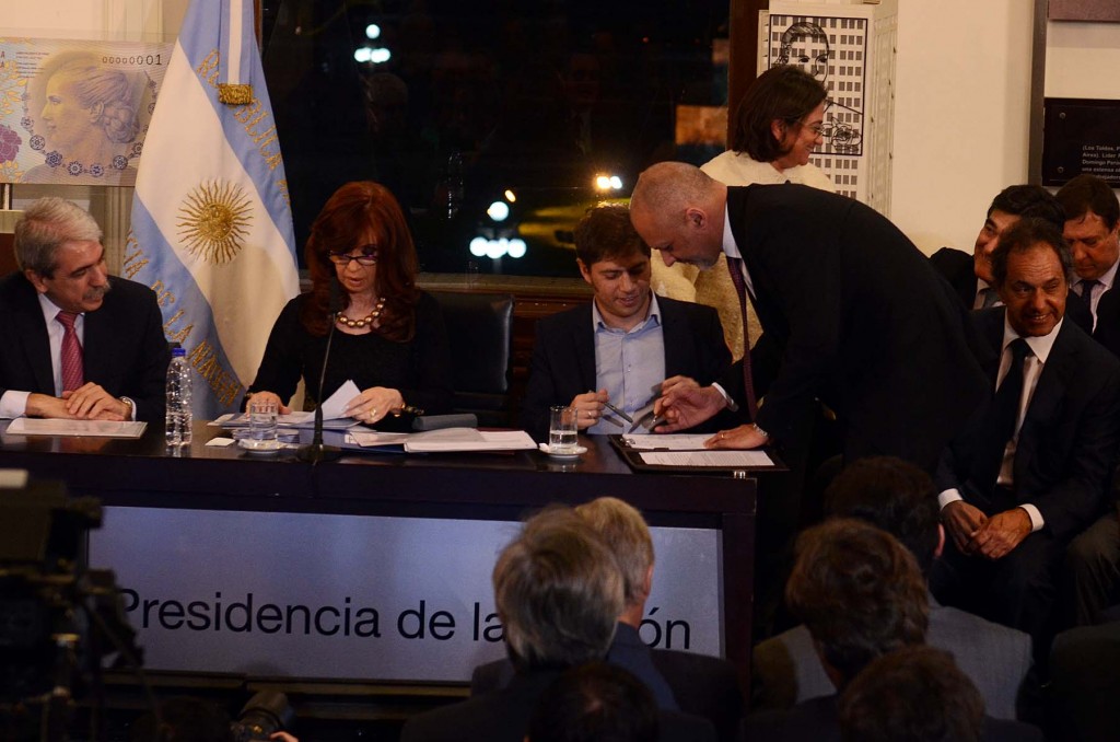 buzzi firma desendeudamiento2