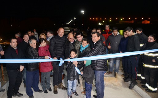 Buzzi inauguró obras fundamentales en Río Mayo