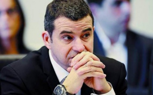 Galuccio salió al rescate de Urribarri