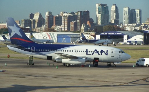 Pilotos provocan demoras en los vuelos de LAN