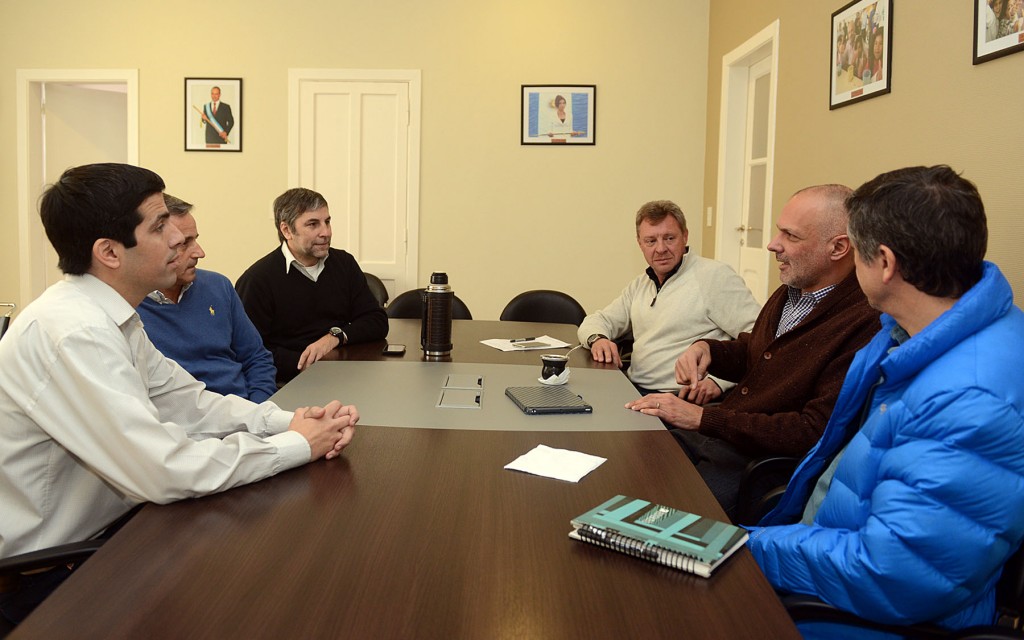 reunion con camara petrolera buzzi cufre