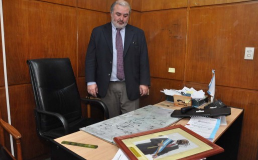 Destrozos y mensajes agraviantes en oficinas de Educación