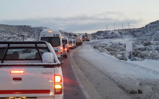 El tránsito se complicó por la nieve en Comodoro