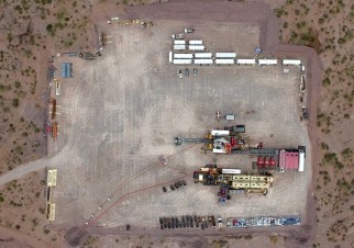 Ante la baja del crudo, la opción es el desarrollo del gas